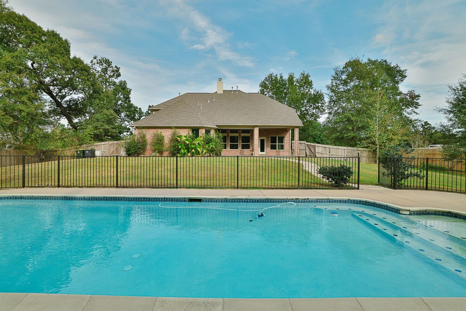 1122 Silveridge Conroe, TX 77304 - Photo 41 of 46