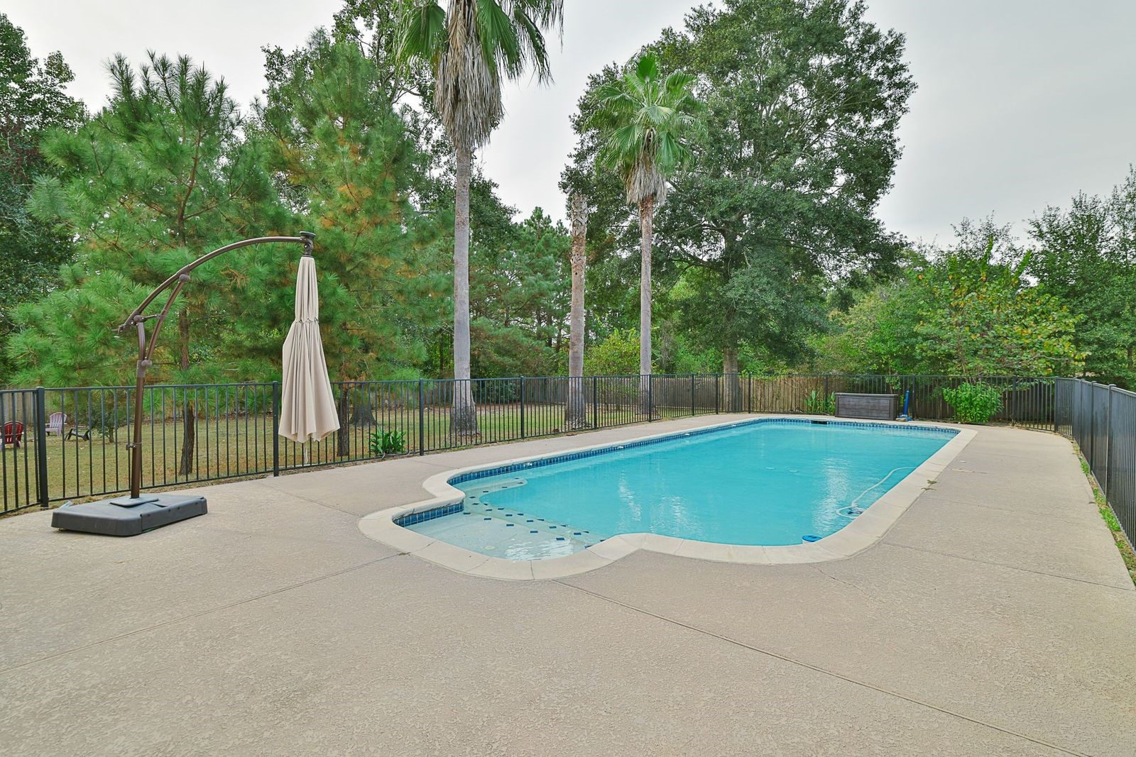 1122 Silveridge Conroe, TX 77304 - Photo 42 of 46