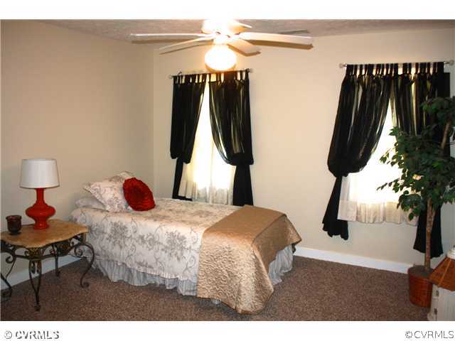 11429 Georgetown Road Mechanicsville, VA 23116 - Photo 11 of 15 Bedroom