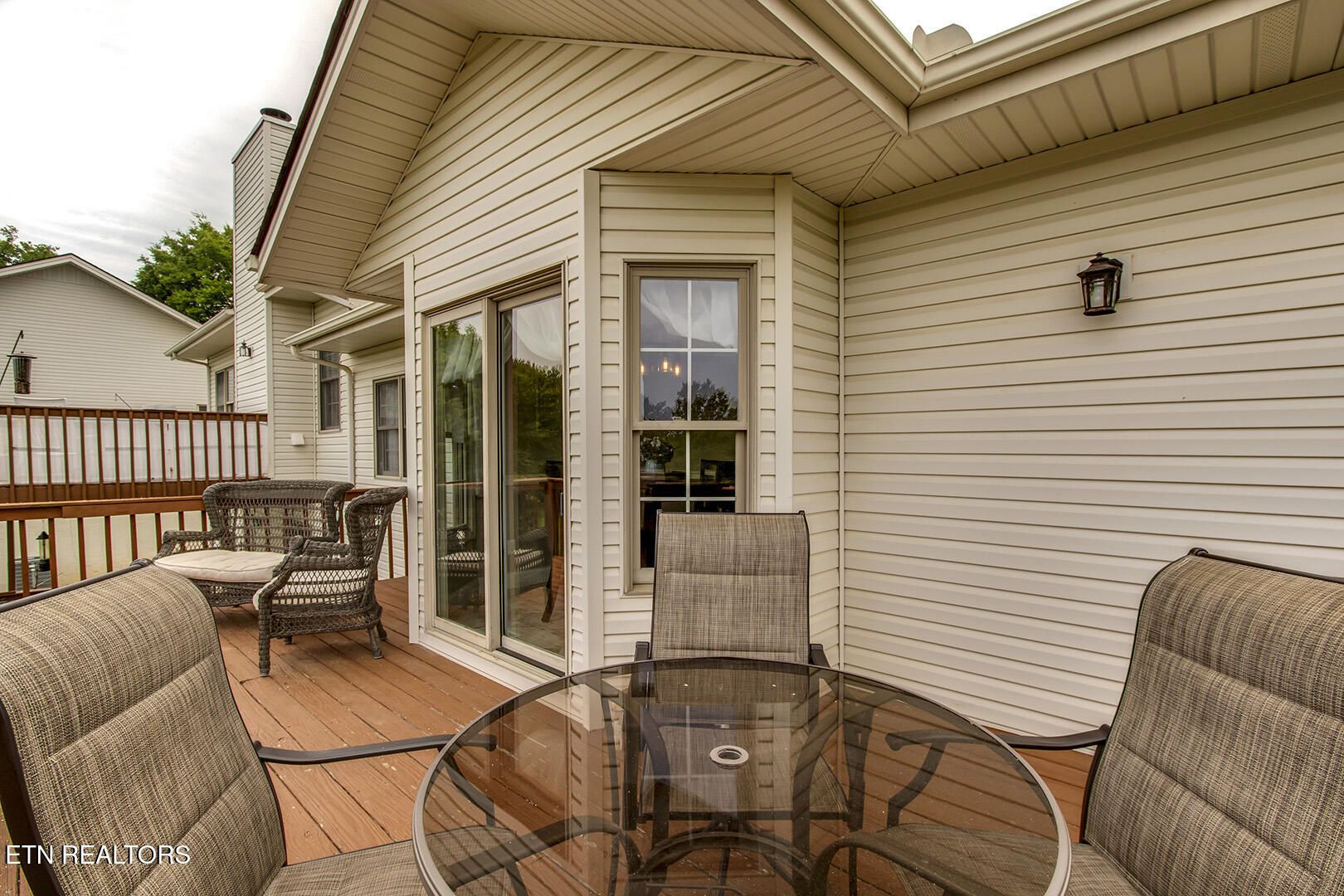 101 Poteau Trace Loudon, TN 37774 - Photo 12 of 32 12_PoteauTrace_101_Deck03