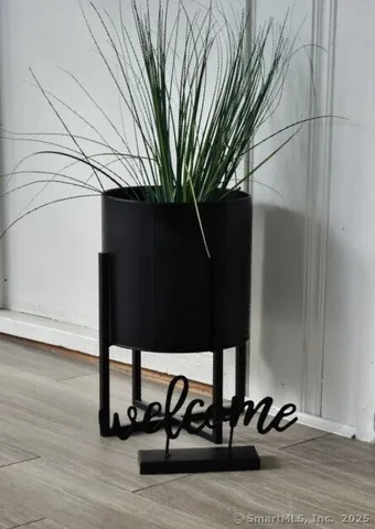 $1,950 | 10 Benedict Street, Plymouth, CT 06786