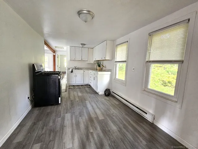 $1,950 | 10 Benedict Street, Plymouth, CT 06786