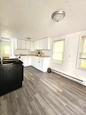 $1,950 | 10 Benedict Street, Plymouth, CT 06786