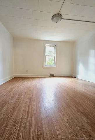 $1,950 | 10 Benedict Street, Plymouth, CT 06786