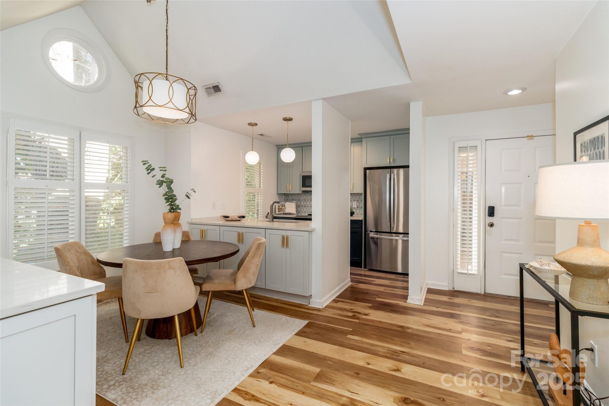 318 Queens Road, Unit 9 Charlotte, NC 28204 - Photo 5 of 29 Gallery Image 5