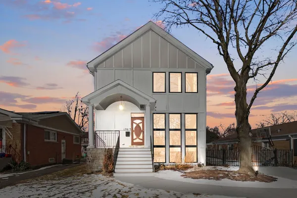 $835,000 | 170 West Burlington Street, Riverside, IL 60546