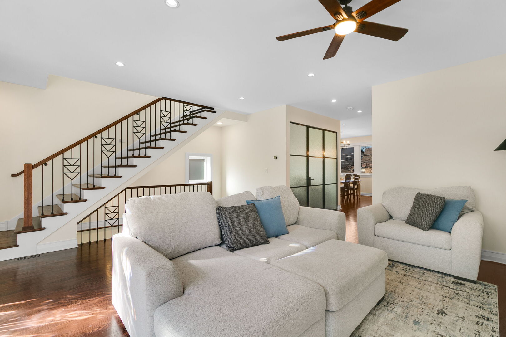 170 West Burlington Street Riverside, IL 60546 - Photo 10 of 46