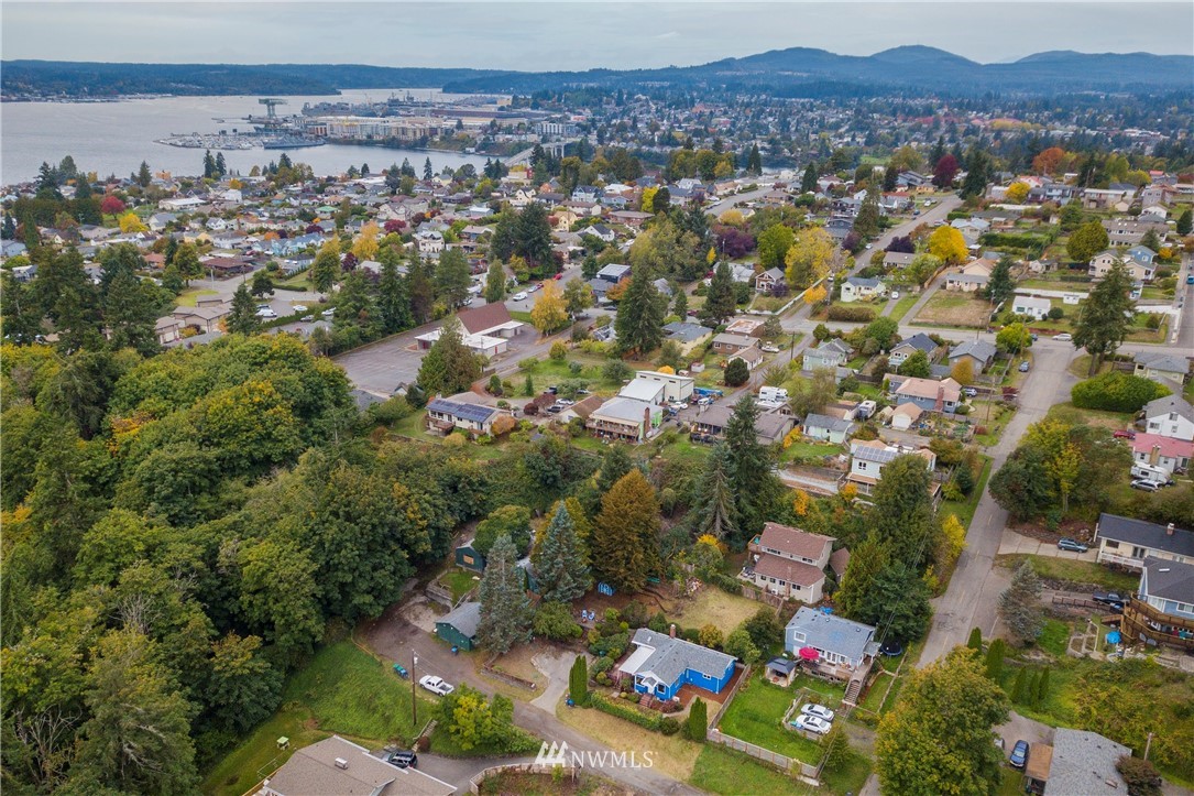 1739 Grove Street Bremerton, WA 98310 - Photo 30 of 30 Gallery Image 30