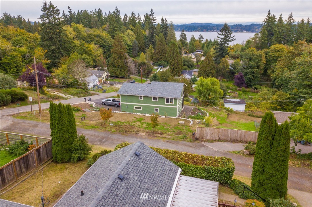 1739 Grove Street Bremerton, WA 98310 - Photo 7 of 30 Gallery Image 7