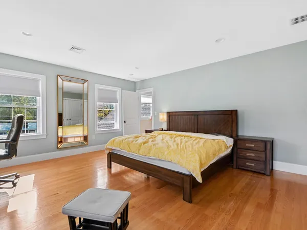 $5,500 | 22 Wellesley Avenue, Unit B, Natick, MA 01760