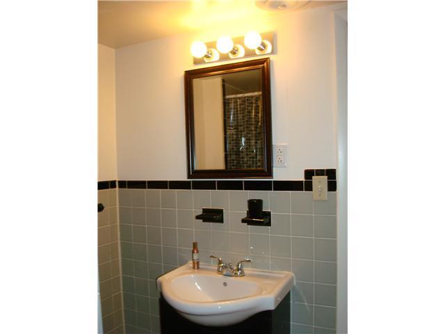 602 Burbank Road Indianapolis, IN 46219 - Photo 16 of 24 Gallery Image 16