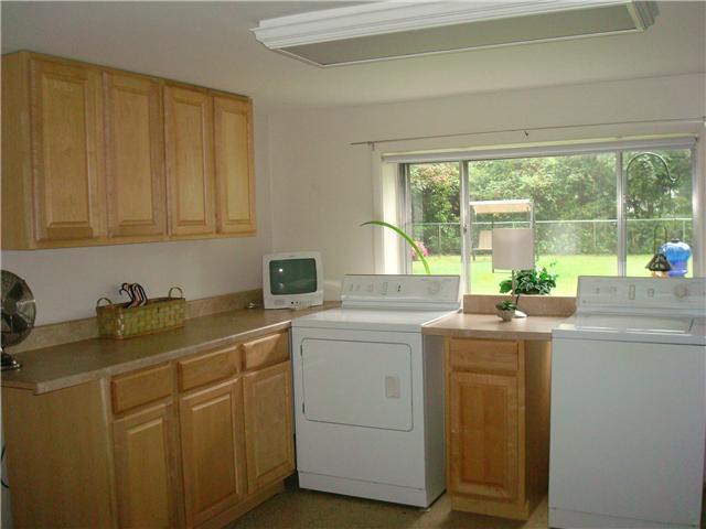 602 Burbank Road Indianapolis, IN 46219 - Photo 19 of 24 Gallery Image 19