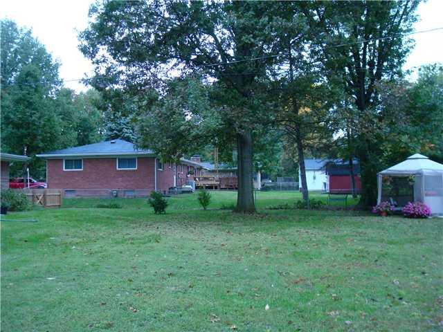 602 Burbank Road Indianapolis, IN 46219 - Photo 23 of 24 Gallery Image 23