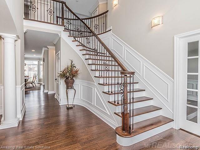 4219 Crooks Road Troy, MI 48098 - Photo 3 of 33