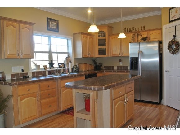 862 Newman Road Winchester, IL 62694 - Photo 3 of 17