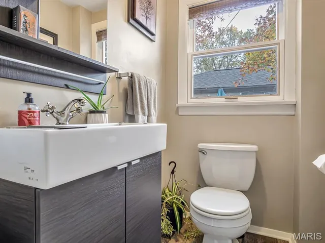 $269,000 | 1408 Grand Avenue, Edwardsville, IL 62025