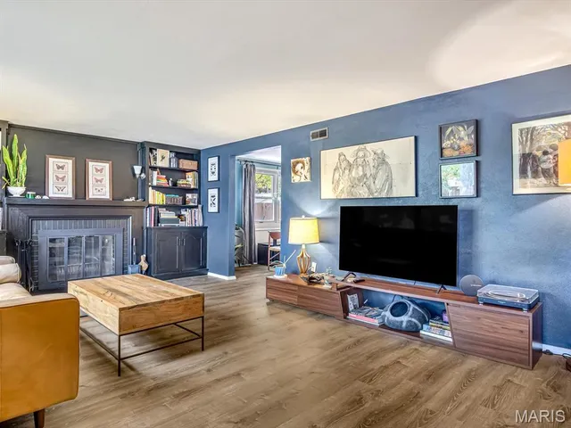 $269,000 | 1408 Grand Avenue, Edwardsville, IL 62025