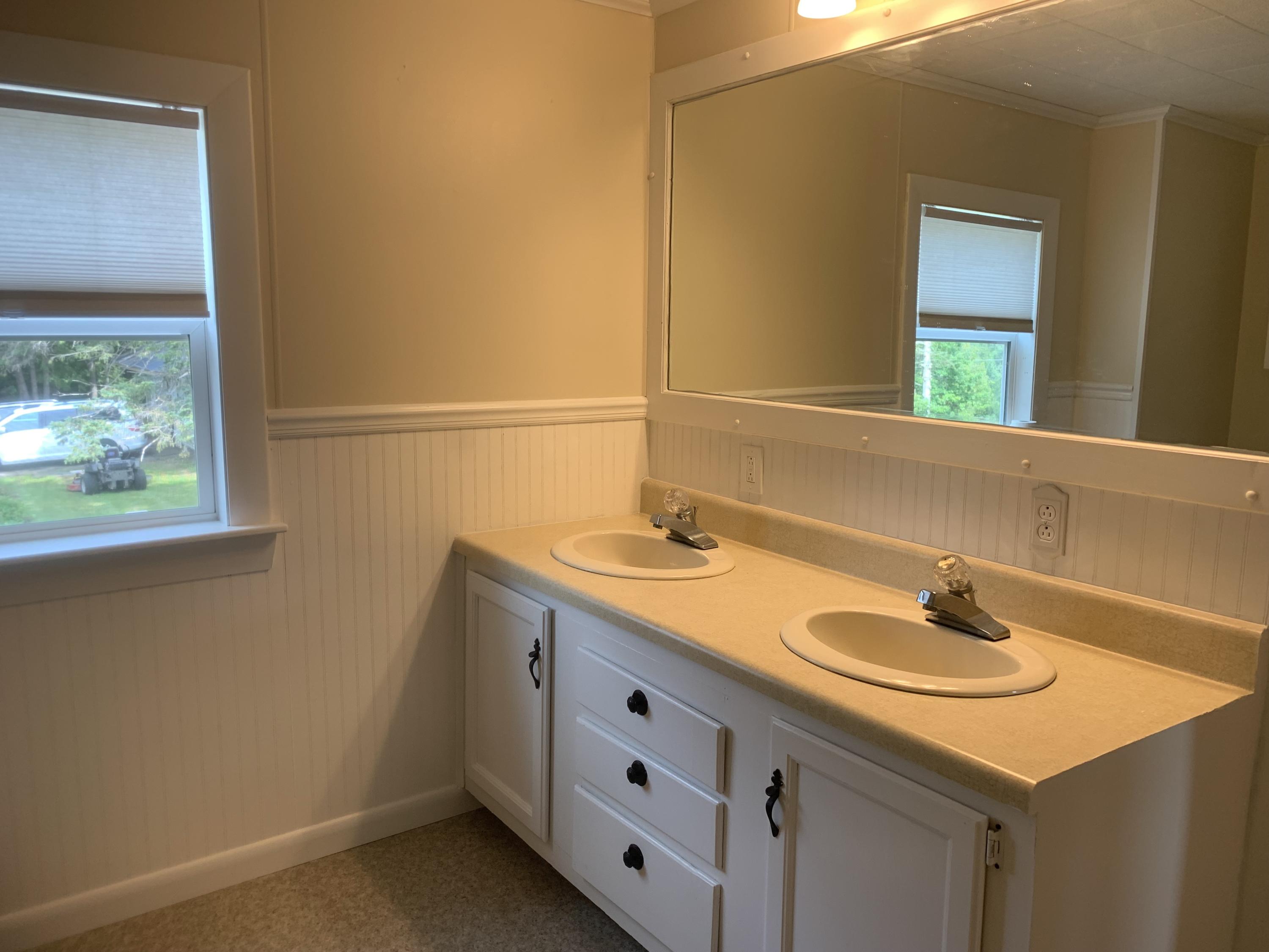 352 Chapman Road Newburgh, ME 04444 - Photo 35 of 54 XxnhVFoVTGmUWiTeUMBL3g