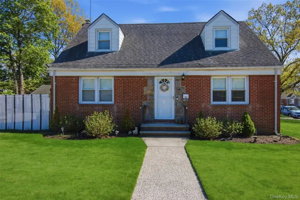 $899,000 | 1155 Delmar Avenue, Franklin Square, NY 11010