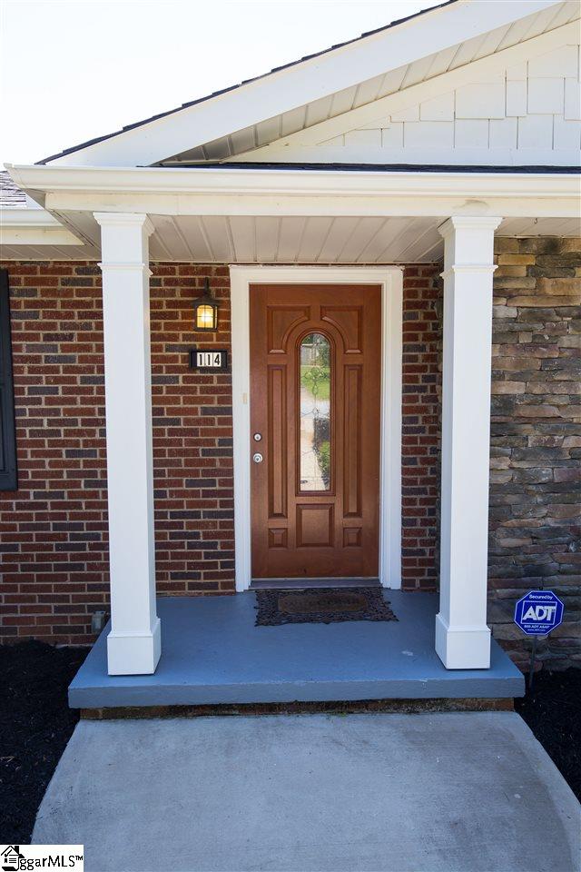 114 Perrin Street Greenville, SC 29607 - Photo 2 of 20 Gallery Image 2