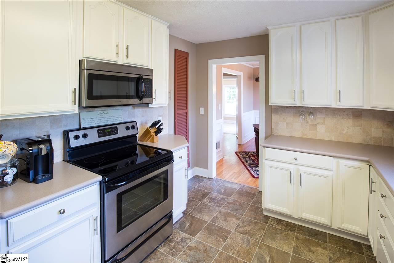 114 Perrin Street Greenville, SC 29607 - Photo 8 of 20 Gallery Image 8