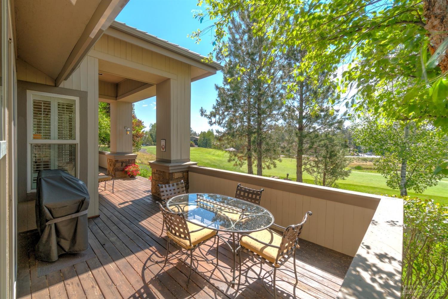 61987 Fall Creek Loop Bend, OR 97702 - Photo 16 of 25 Gallery Image 16