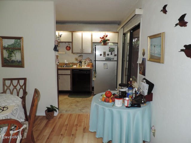 1012 Ne Vista Palm Bay, FL 32905 - Photo 12 of 16 20140616181705794041000000-o