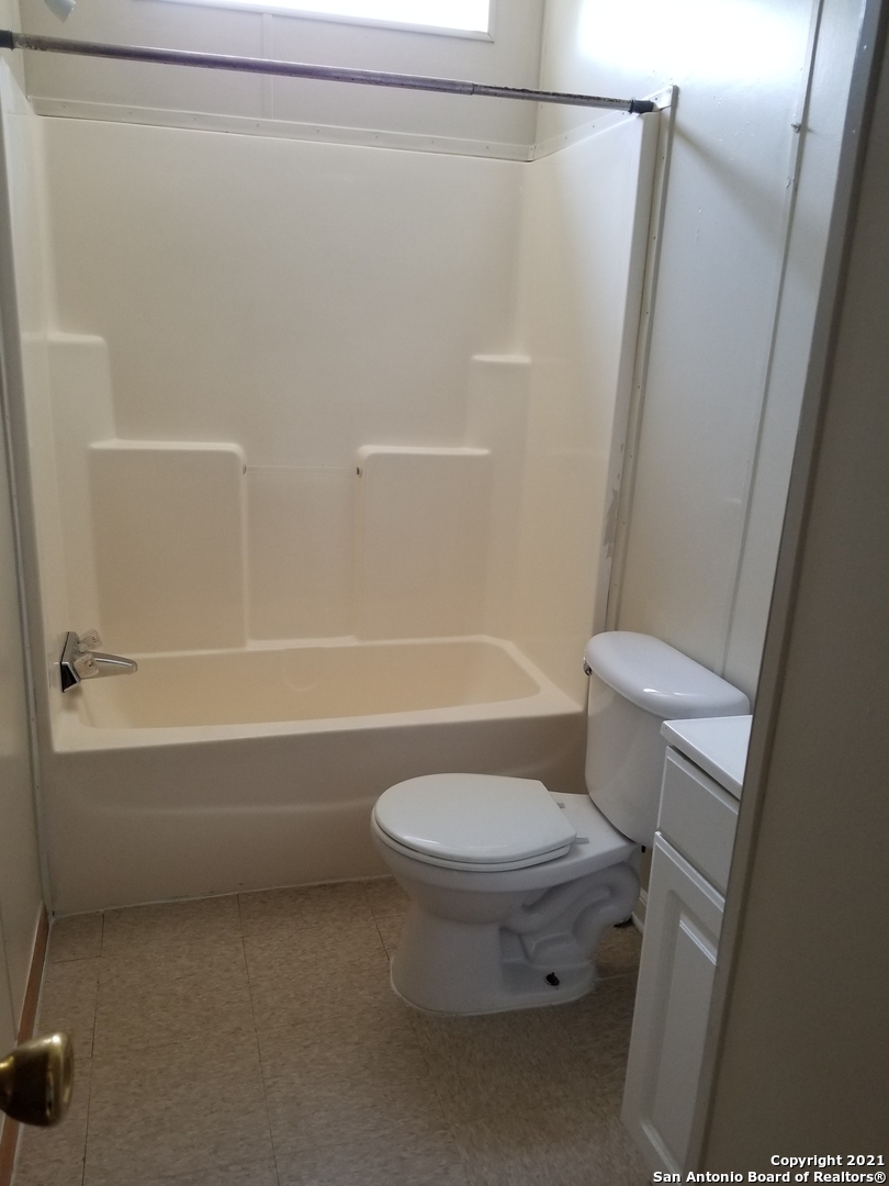 23322 Dragon Rock Road Elmendorf, TX 78112 - Photo 7 of 7