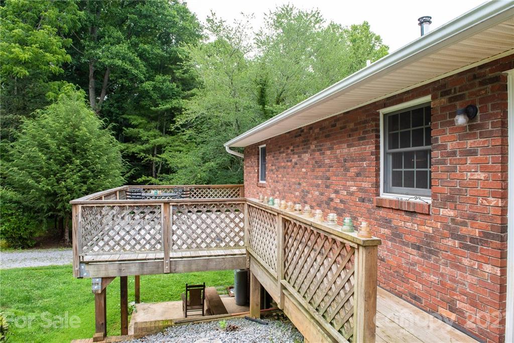 2448 Riceville Road Asheville, NC 28805 - Photo 3 of 15 Gallery Image 3
