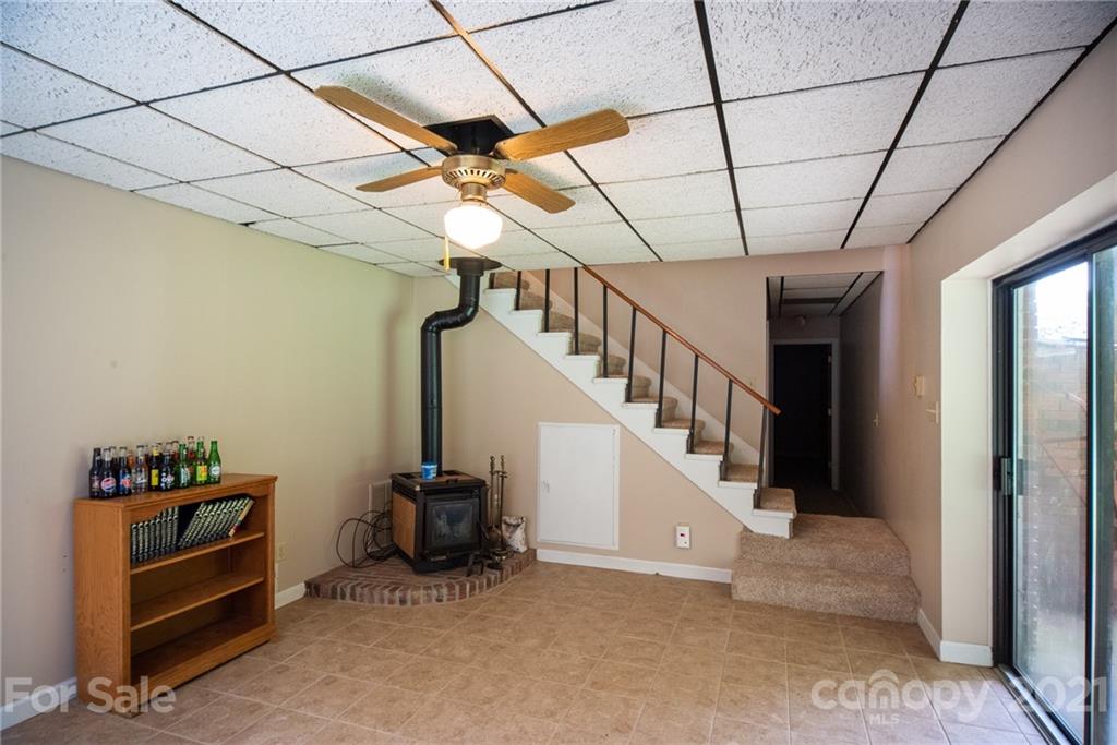 2448 Riceville Road Asheville, NC 28805 - Photo 10 of 15 Gallery Image 10