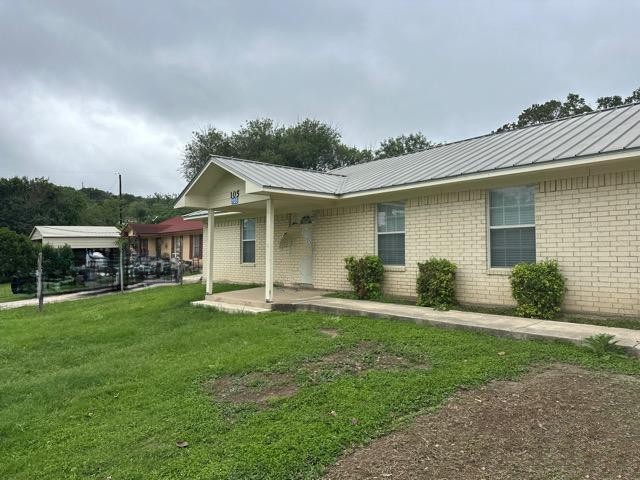 105 6th Street Ingram, TX 78025 - Photo 2 of 16