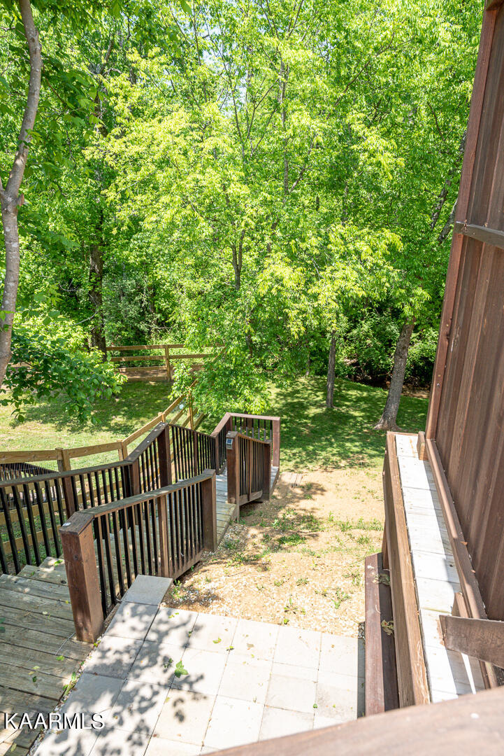 1025 Elsborn Ridge Road Maryville, TN 37801 - Photo 8 of 33 StepstoBackyard