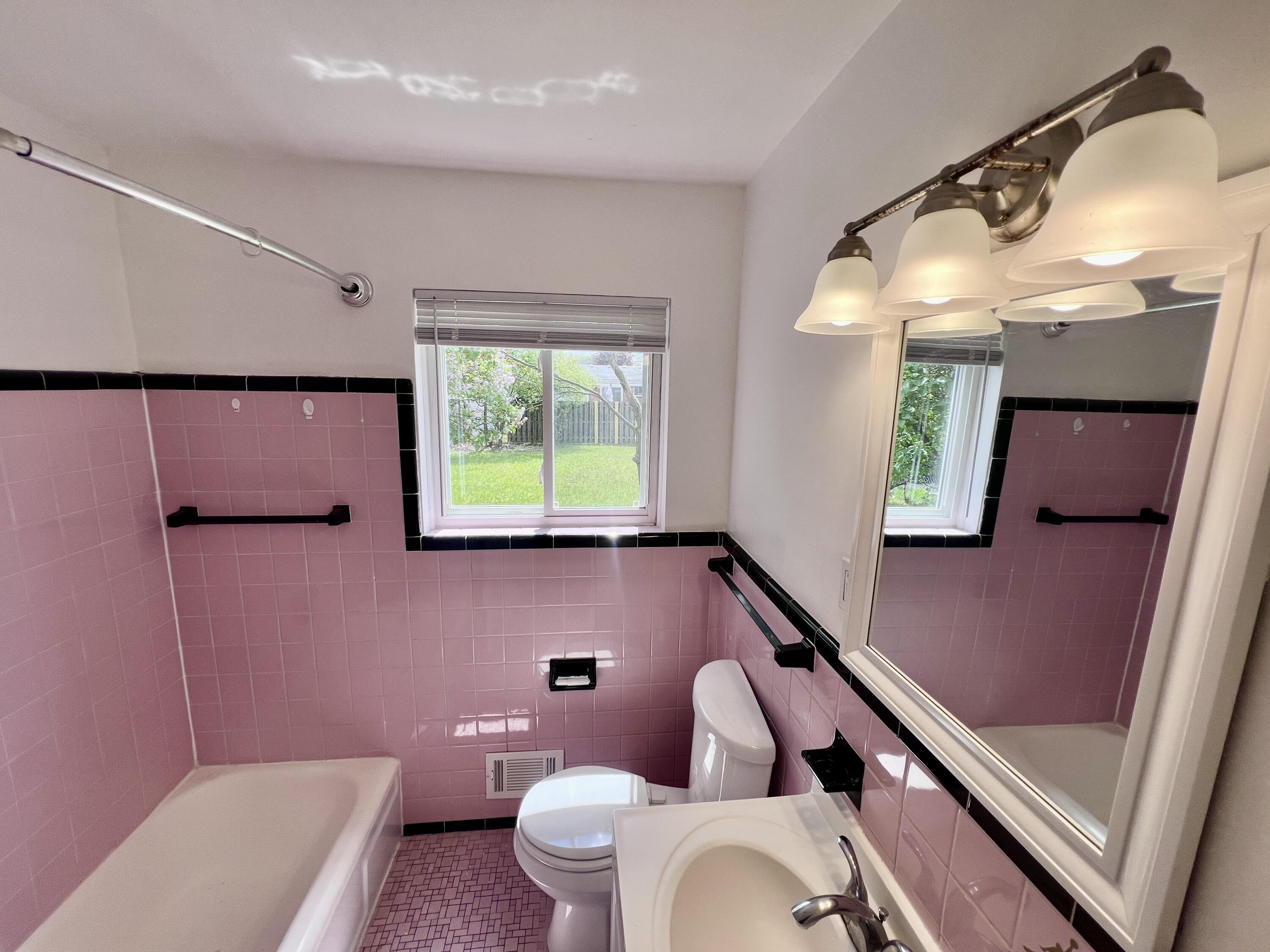 2252 Winston Drive Sterling Heights, MI 48310 - Photo 16 of 21 IMG_9010