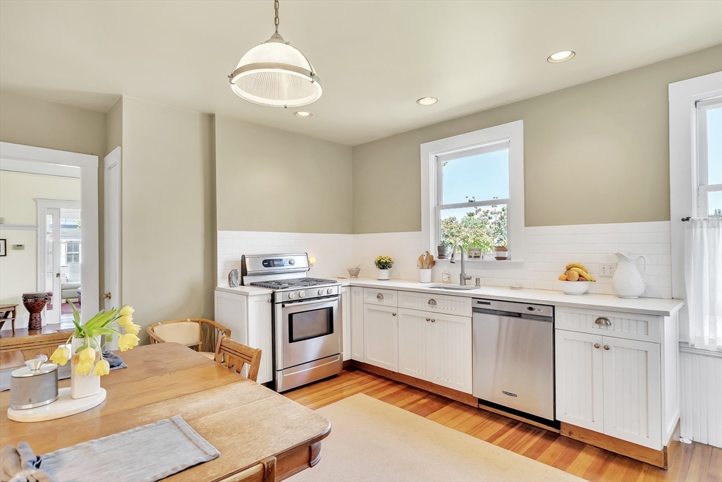 54 Ellery Street, Unit 3 Cambridge, MA 02138 - Photo 13 of 35