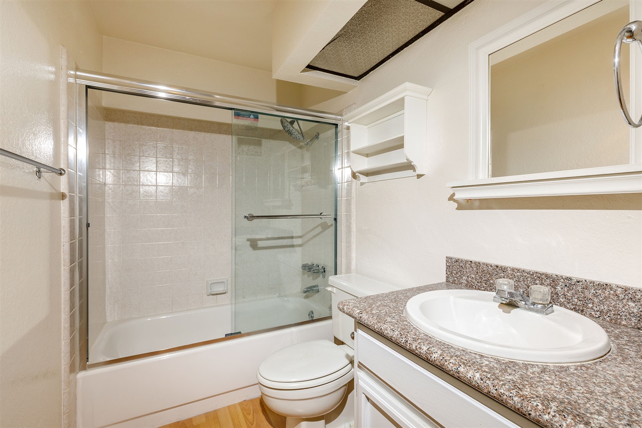 5645 Friars Road, Unit 358 San Diego, CA 92110 - Photo 12 of 25