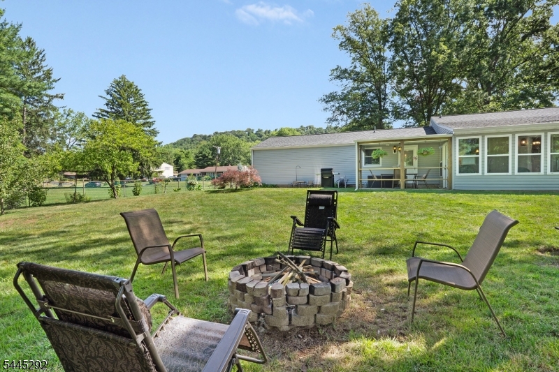 1280 Oxford Road Bridgewater, NJ 08807 - Photo 25 of 35