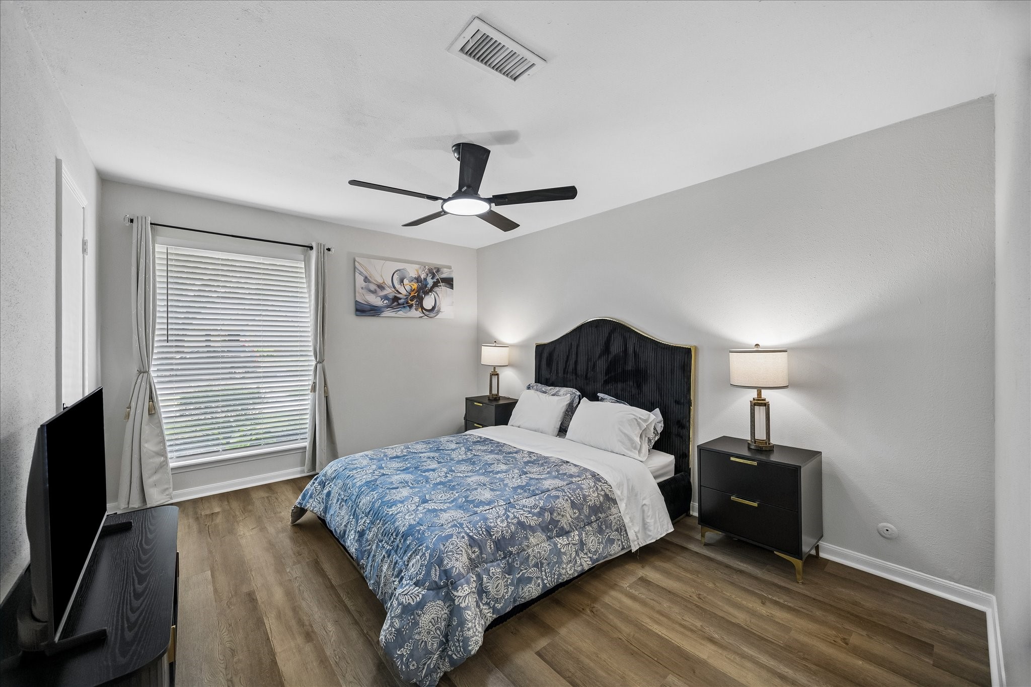 2930 Riata Lane Houston, TX 77080 - Photo 18 of 32