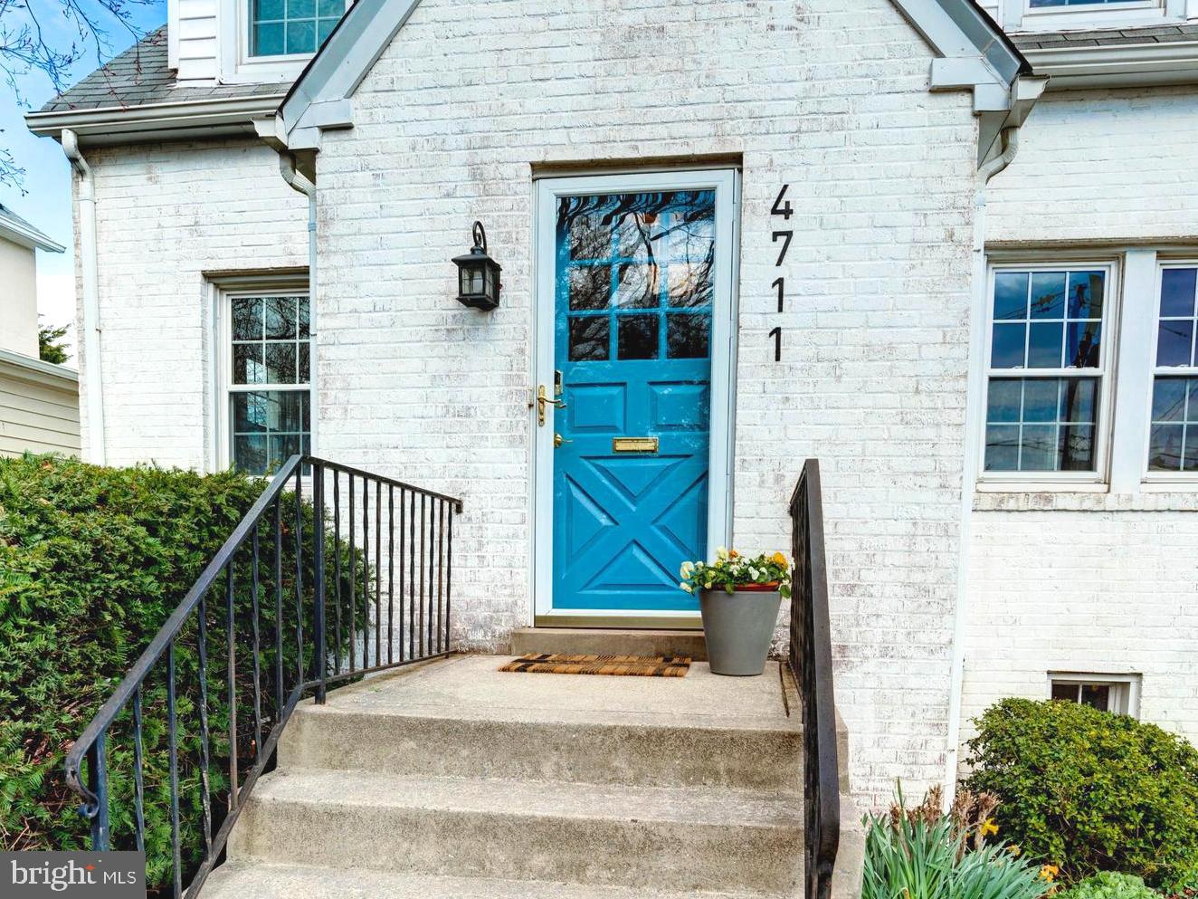 4711 Overbrook Road Bethesda, MD 20816 - Photo 5 of 72 Gallery Image 5