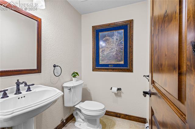 7470 Chirgiton Road Colorado Springs, CO 80908 - Photo 14 of 42