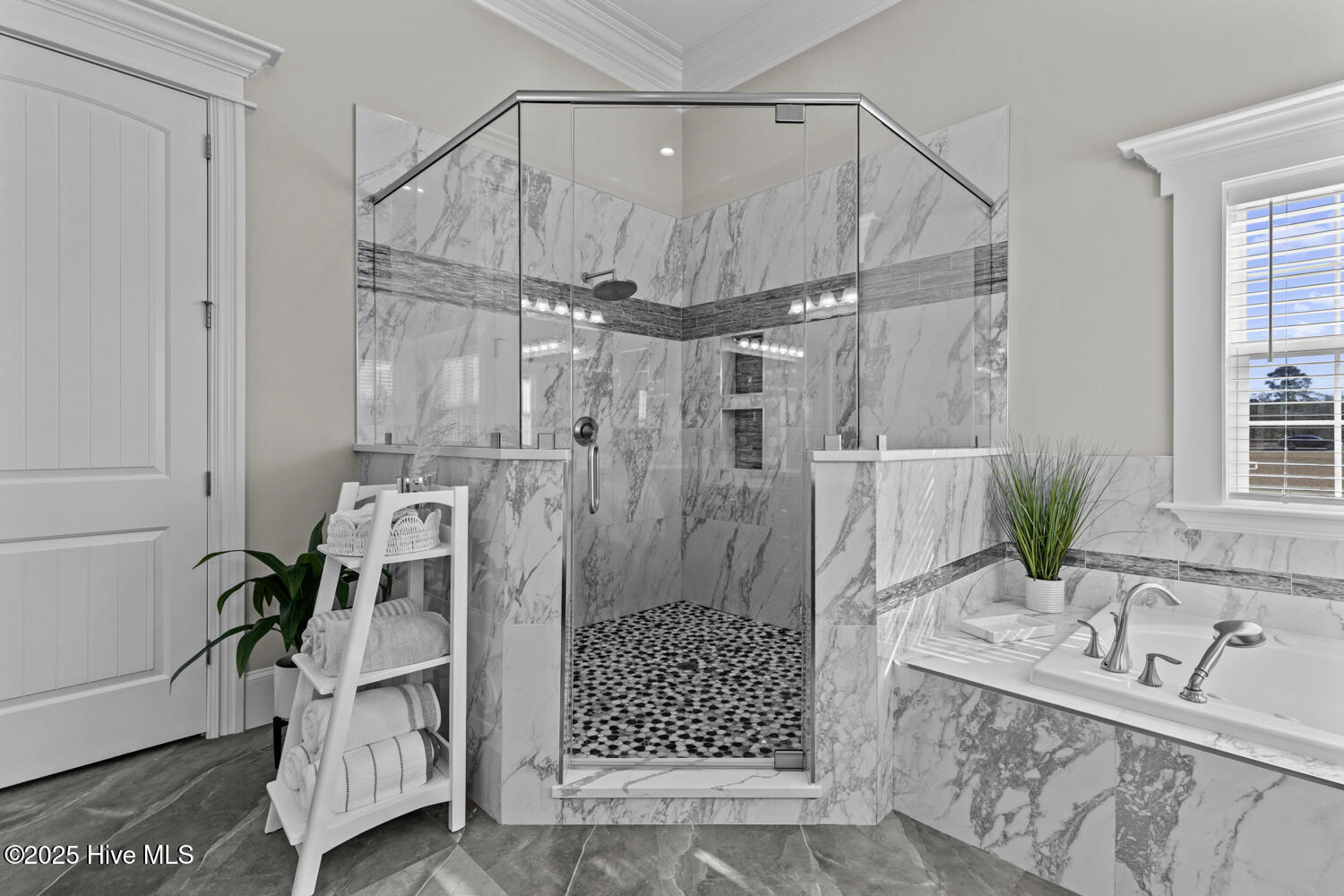 5976 Gum Branch Road Jacksonville, NC 28546 - Photo 35 of 96 Master Bath