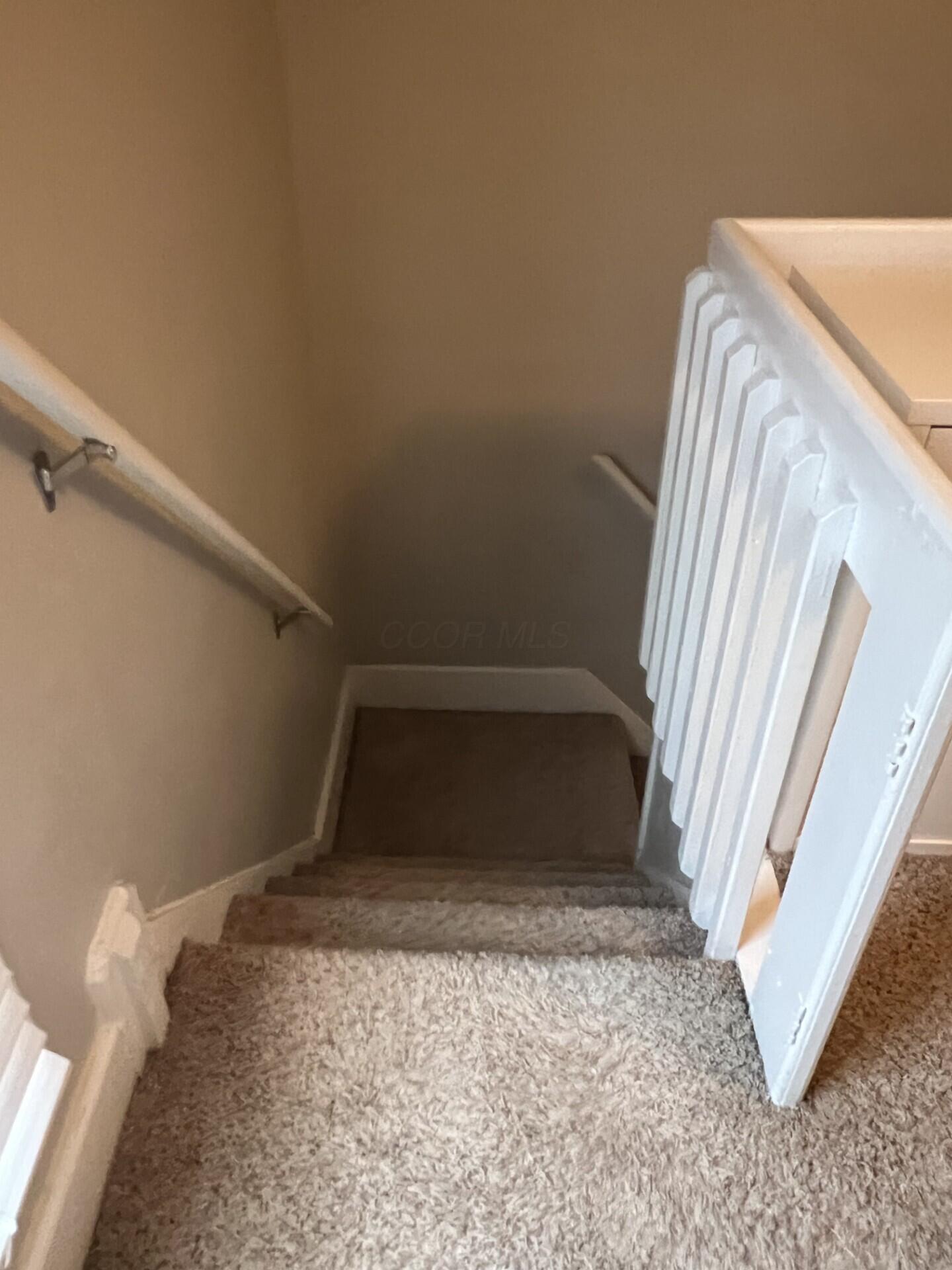 232 North Basil Street Baltimore, OH 43105 - Photo 17 of 18 stairs