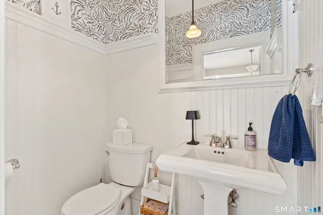 $2,795,000 | 242 Ocean Drive West, Stamford, CT 06902