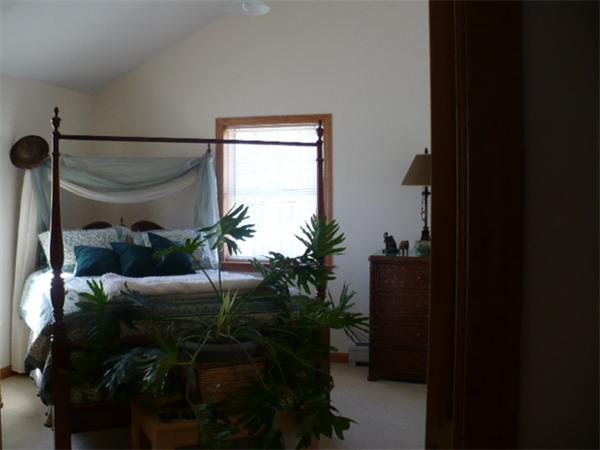 73 Birch Island Road Webster, MA 01570 - Photo 15 of 17 Gallery Image 15