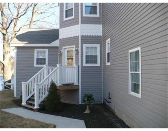 73 Birch Island Road Webster, MA 01570 - Photo 3 of 17 Gallery Image 3