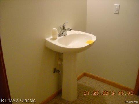7691 Schrepfer Road Howell, MI 48855 - Photo 14 of 17 Schrepfer 7691 1-25-38.JPG