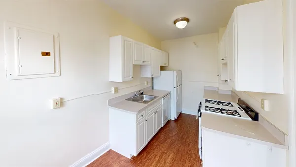 $3,150 | 1401 Beacon Street, Unit 802, Brookline, MA 02446