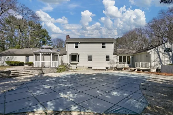 $1,349,900 | 2 Cyr Circle, Andover, MA 01810