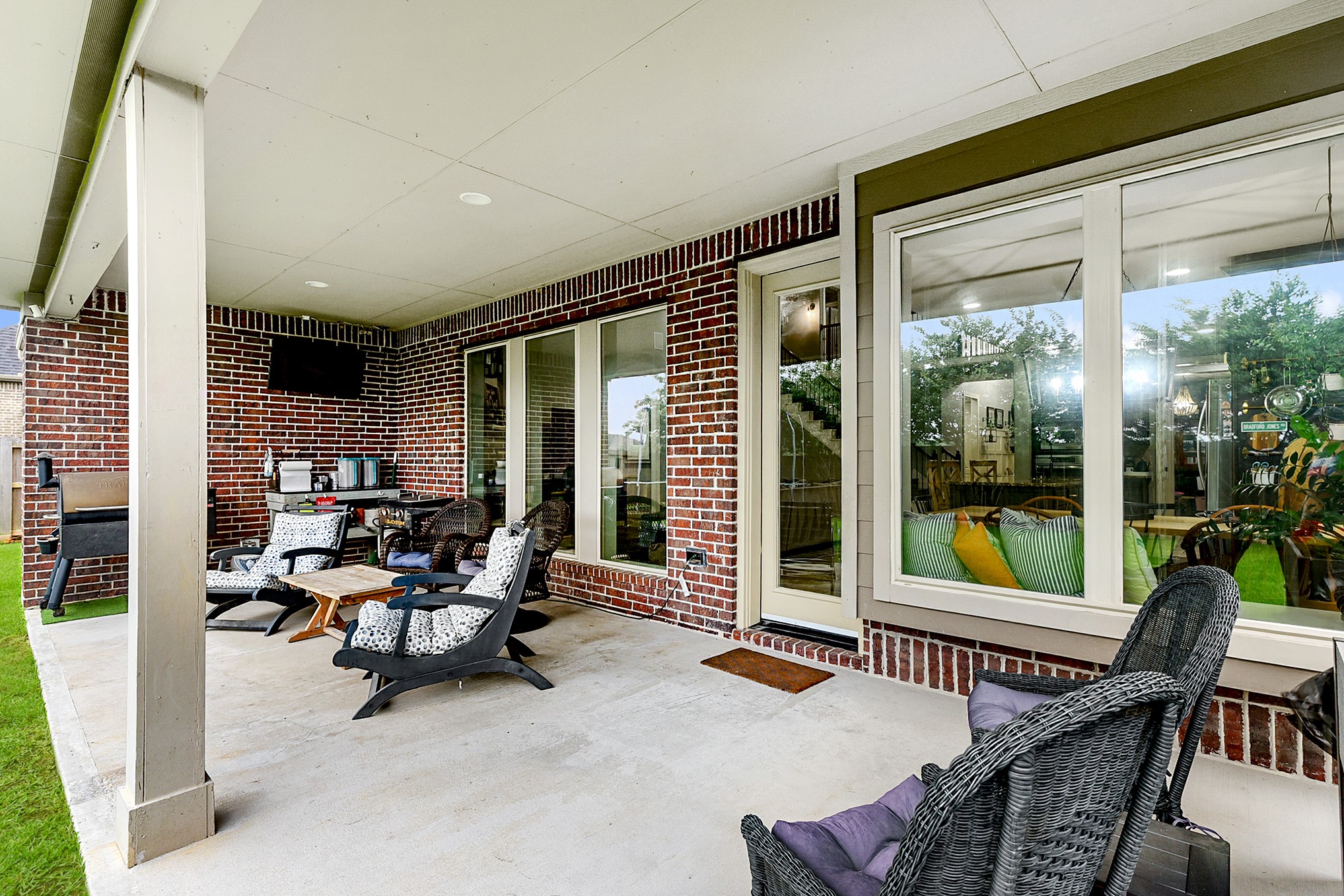 2939 Bobby Jones Road Katy, TX 77494 - Photo 45 of 50 a outdoor space with furniture