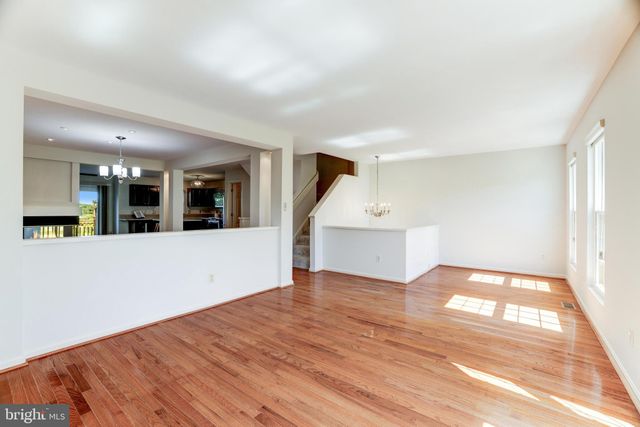 $780,000 | 4720 Warm Hearth Circle, Fairfax, VA 22033