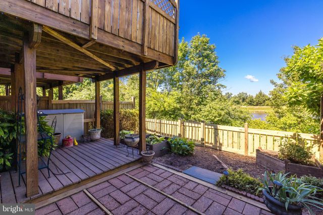 $780,000 | 4720 Warm Hearth Circle, Fairfax, VA 22033